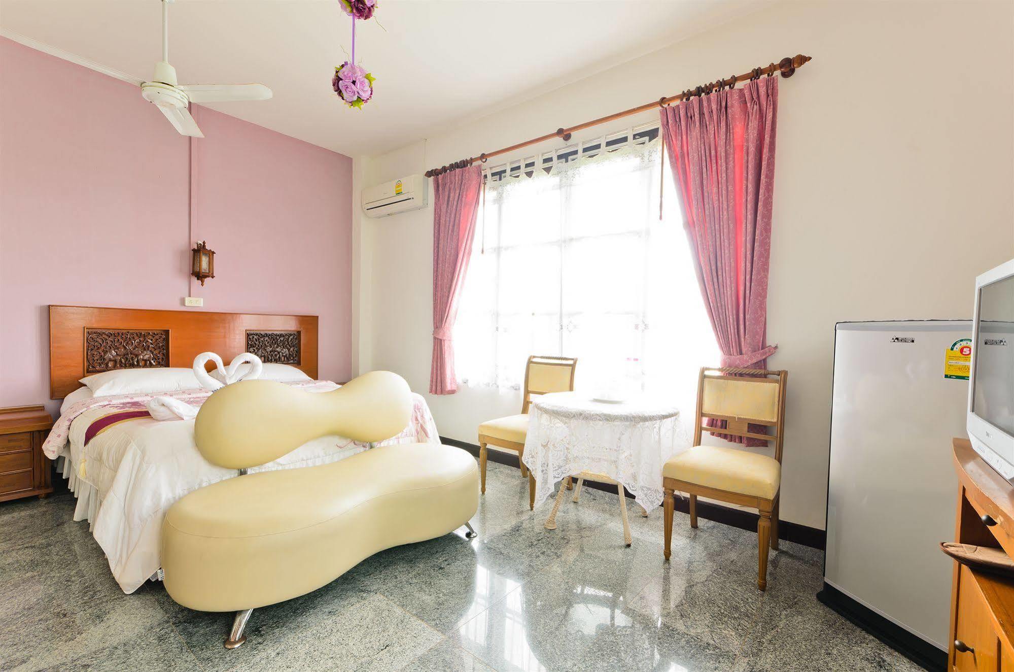 Sananwan Beach B&B Банг-Сафан-Ной Екстер'єр фото